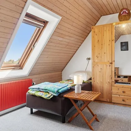 Appartement Lacey - 4km From The Sea By Interhome