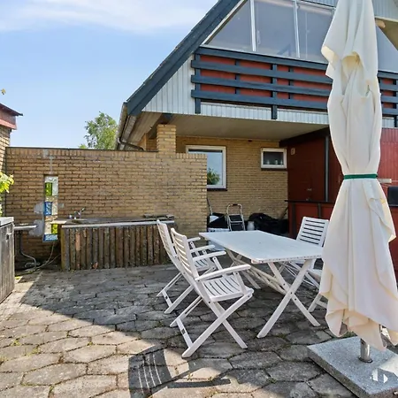 Appartement Lacey - 4km From The Sea By Interhome *