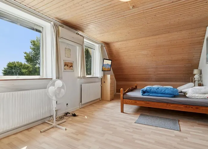 Appartement Lacey - 4km From The Sea By Interhome